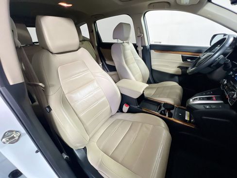 Used 2020 Honda CR-V Touring image 31