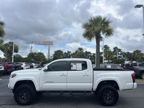 Used 2023 Toyota Tacoma SR5 w/ Technology Package AWD/4WD image 7