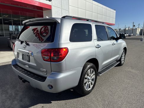 Used 2015 Toyota Sequoia Limited AWD/4WD image 5