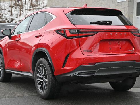 Used 2022 Lexus NX 350 AWD image 3