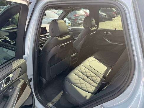 Used 2024 BMW X5 xDrive40i w/ Executive Package AWD/4WD image 6
