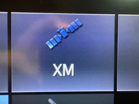 Certified 2019 Toyota Highlander XLE AWD/4WD image 13
