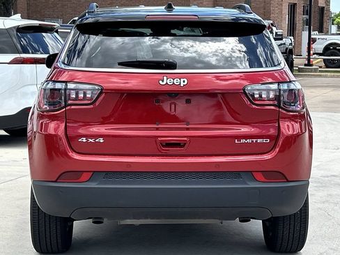Used 2025 Jeep Compass Limited AWD/4WD image 5
