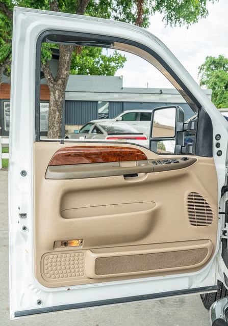 Used 2001 Ford F350 Lariat AWD/4WD image 17