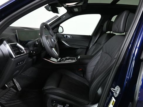 Used 2026 BMW X5 xDrive50e w/ M Sport Package AWD/4WD image 3