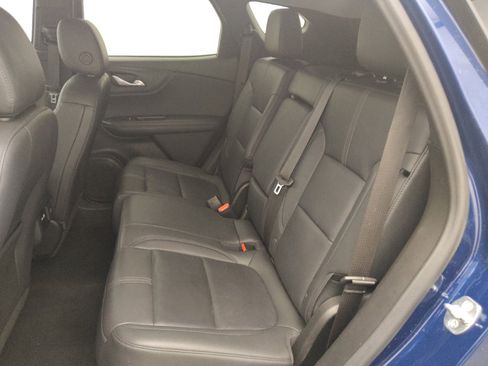 Used 2022 Chevrolet Blazer LT w/ Sound & Technology Package FWD image 18