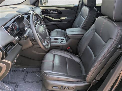 Used 2023 Chevrolet Traverse RS AWD/4WD image 16