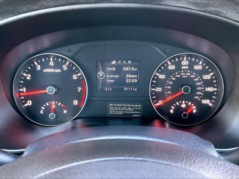 Used 2018 Kia Sportage EX image 12