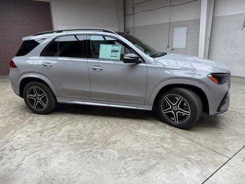 New 2025 Mercedes-Benz GLE 450 GLE 450 image 6