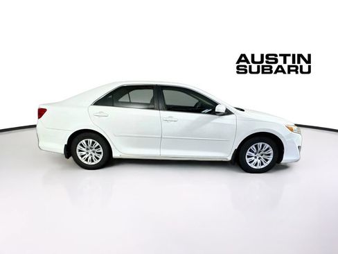 Used 2013 Toyota Camry LE FWD image 8