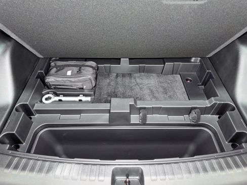 Used 2025 Chevrolet Blazer EV LT image 26