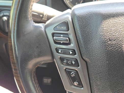 Used 2016 Nissan Titan Platinum Reserve AWD/4WD image 21