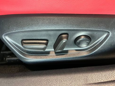 Used 2023 Toyota Camry XSE w/ Protection Package (Q2) (TMS) AWD/4WD image 17