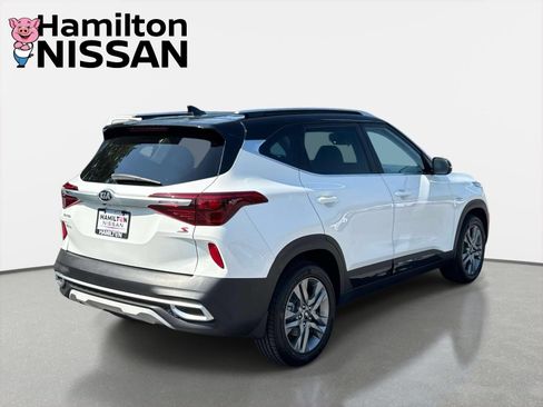Used 2021 Kia Seltos S AWD/4WD image 2
