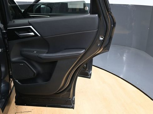 Used 2025 Mitsubishi Outlander SE AWD/4WD image 39