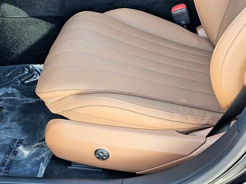 New 2026 Mercedes-Benz E 350 4MATIC Sedan image 17