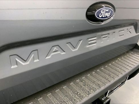 New 2026 Ford Maverick Lariat image 12
