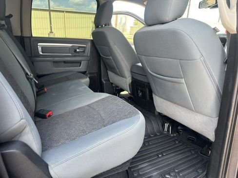 Used 2019 RAM 1500 Lone Star RWD image 17