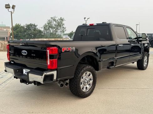 Used 2024 Ford F350 Lariat w/ Chrome Package AWD/4WD image 8