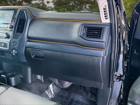 Used 2021 Nissan Titan S w/ S Utility Package image 27