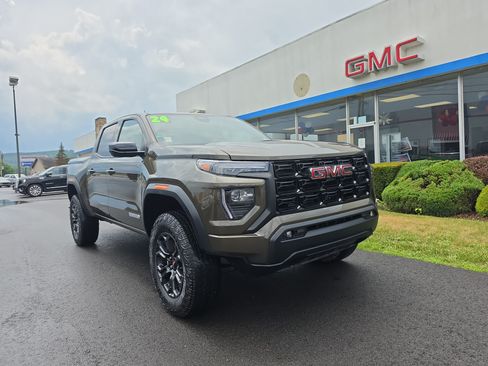 Used 2024 GMC Canyon Elevation w/ Elevation Premium Package AWD/4WD image 1