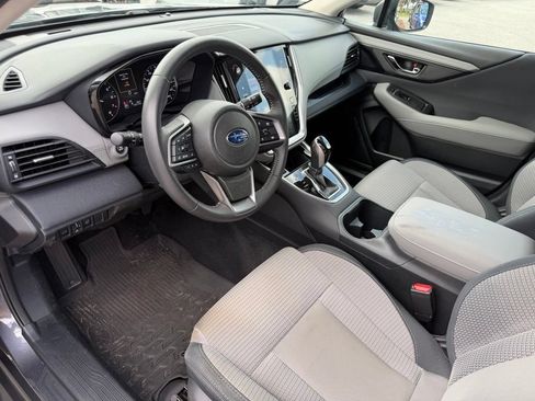 Used 2025 Subaru Outback Premium AWD/4WD image 25