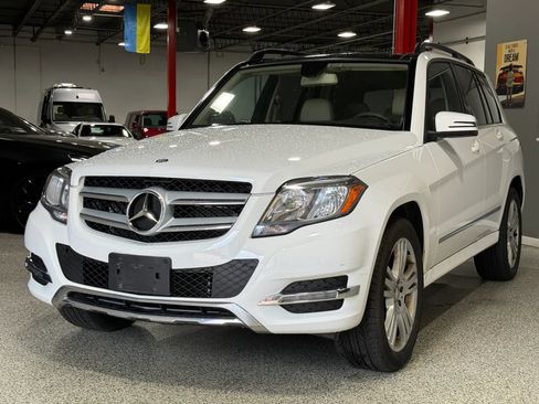 Used 2014 Mercedes-Benz GLK 350 4MATIC image 2