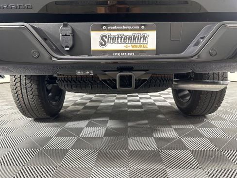 New 2025 Chevrolet Colorado Trail Boss w/ Midnight Edition image 11