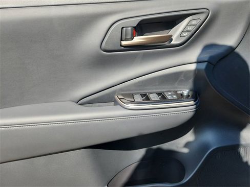 Used 2026 Toyota Crown Limited image 22