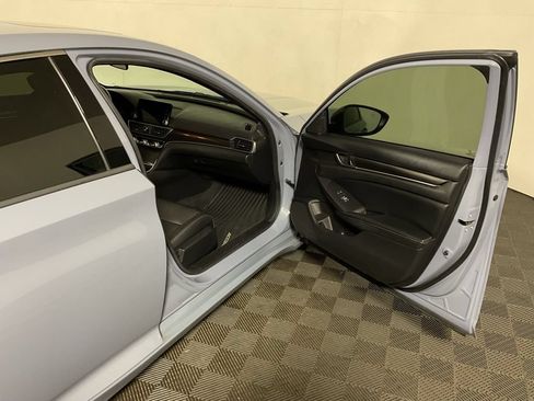 Used 2021 Honda Accord Sport image 34
