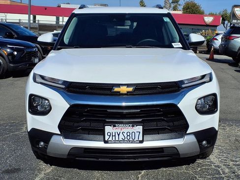 Used 2023 Chevrolet TrailBlazer LT w/ Convenience Package image 2