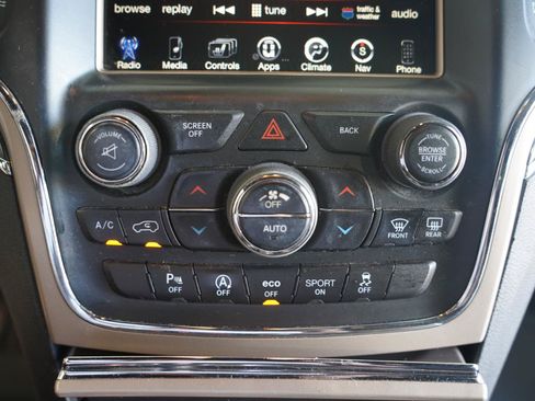Used 2016 Jeep Grand Cherokee Overland w/ Trailer Tow Group IV RWD image 20