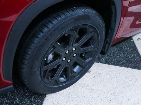 Used 2023 Toyota Highlander LE image 34