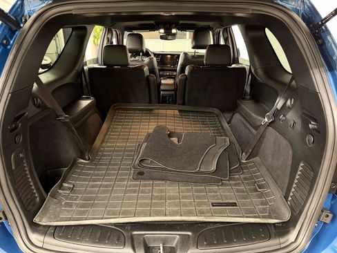 Used 2024 Dodge Durango GT image 37