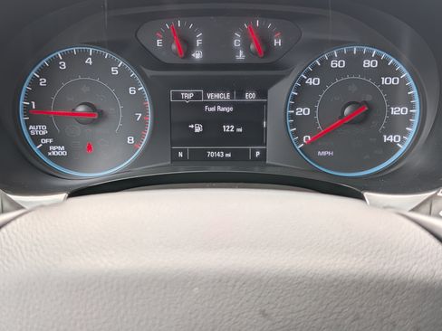 Used 2020 Chevrolet Traverse LT FWD image 28