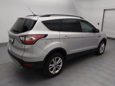 Used 2018 Ford Escape SE image 10