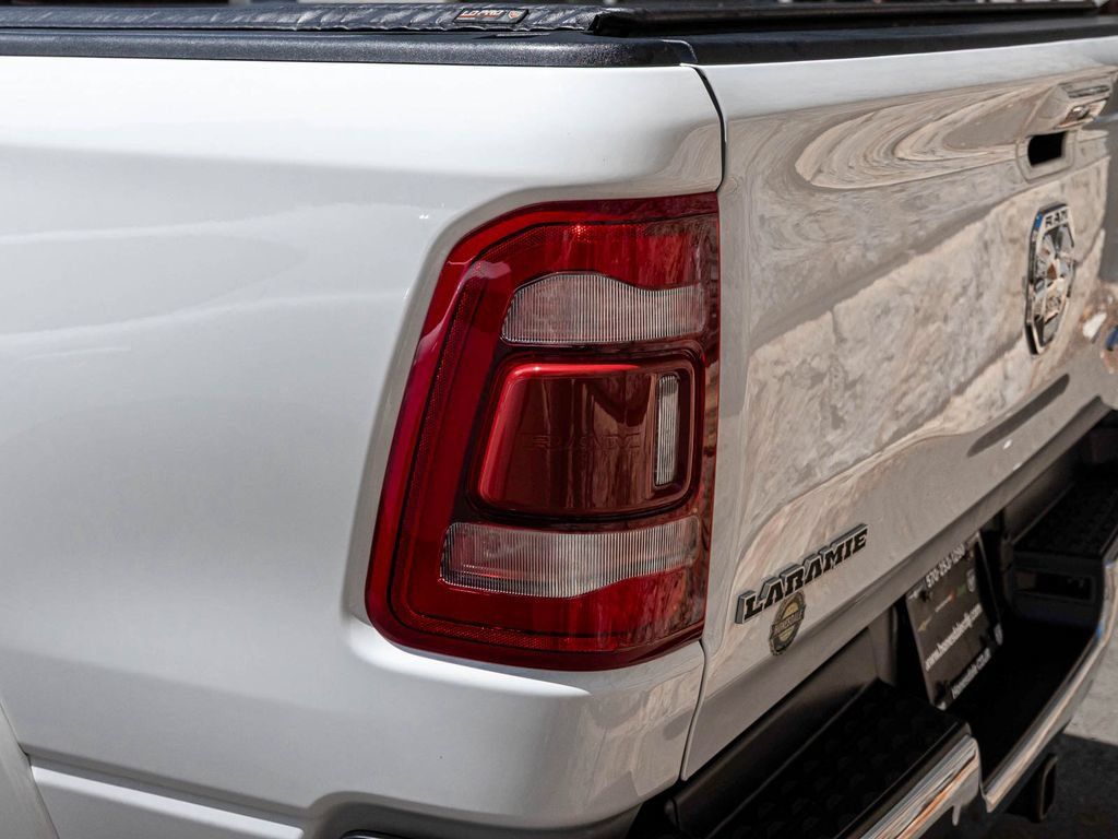Used 2022 RAM 1500 Laramie AWD/4WD image 37