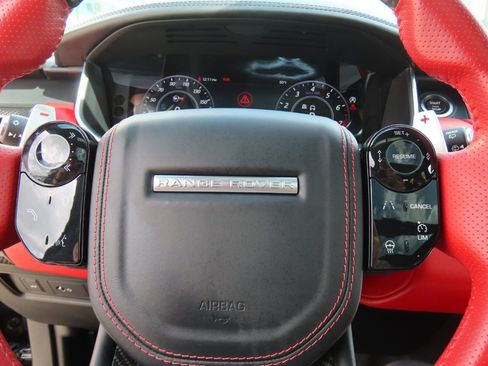Used 2021 Land Rover Range Rover Sport SVR Carbon Edition image 31
