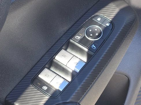 Used 2024 Mitsubishi Outlander ES AWD/4WD image 26