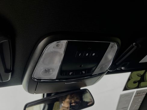 Used 2023 Dodge Charger R/T w/ Plus Group image 21