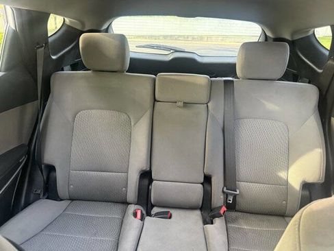 Used 2016 Hyundai Santa Fe Sport FWD image 16