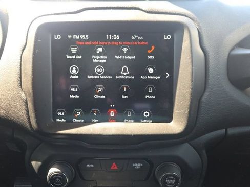 Used 2020 Jeep Renegade Altitude w/ UConnect 8.4 Nav Group FWD image 26