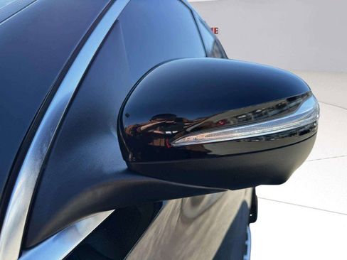 Used 2020 Mercedes-Benz GLE 450 GLE 450 w/ Premium Package image 13