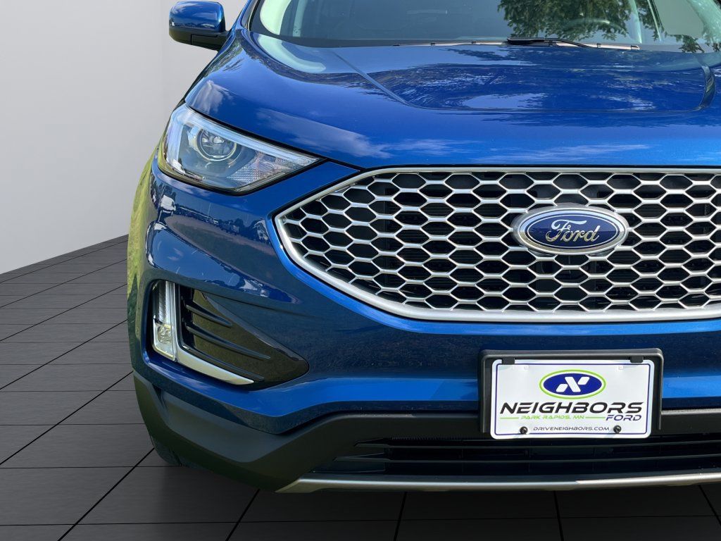 Used 2024 Ford Edge SEL w/ Convenience Package AWD/4WD image 10