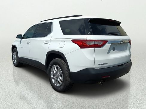 Used 2021 Chevrolet Traverse LT w/ LPO, Floor Liner Package FWD image 5