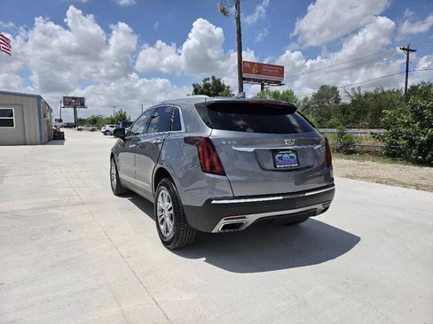 Used 2021 Cadillac XT5 Premium Luxury FWD image 8