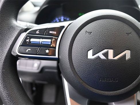 Used 2024 Kia Forte LXS image 15