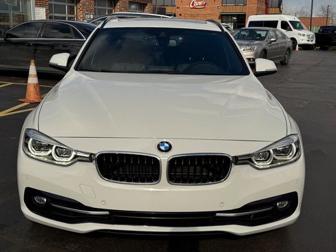 Used 2019 BMW 330i xDrive Wagon w/ Premium Package image 36