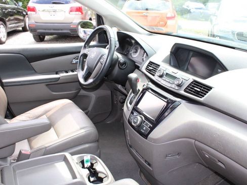 Used 2017 Honda Odyssey EX-L image 12