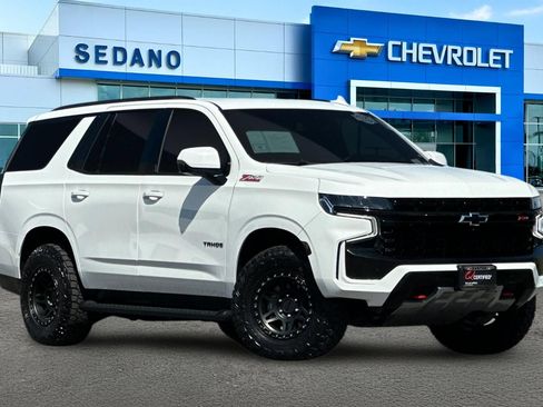 Used 2023 Chevrolet Tahoe Z71 w/ Luxury Package AWD/4WD image 2